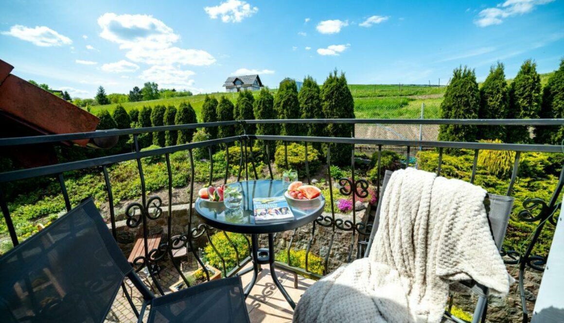 pokój nr 8 u Sójki balkon agroturystyka pod ptasią górą